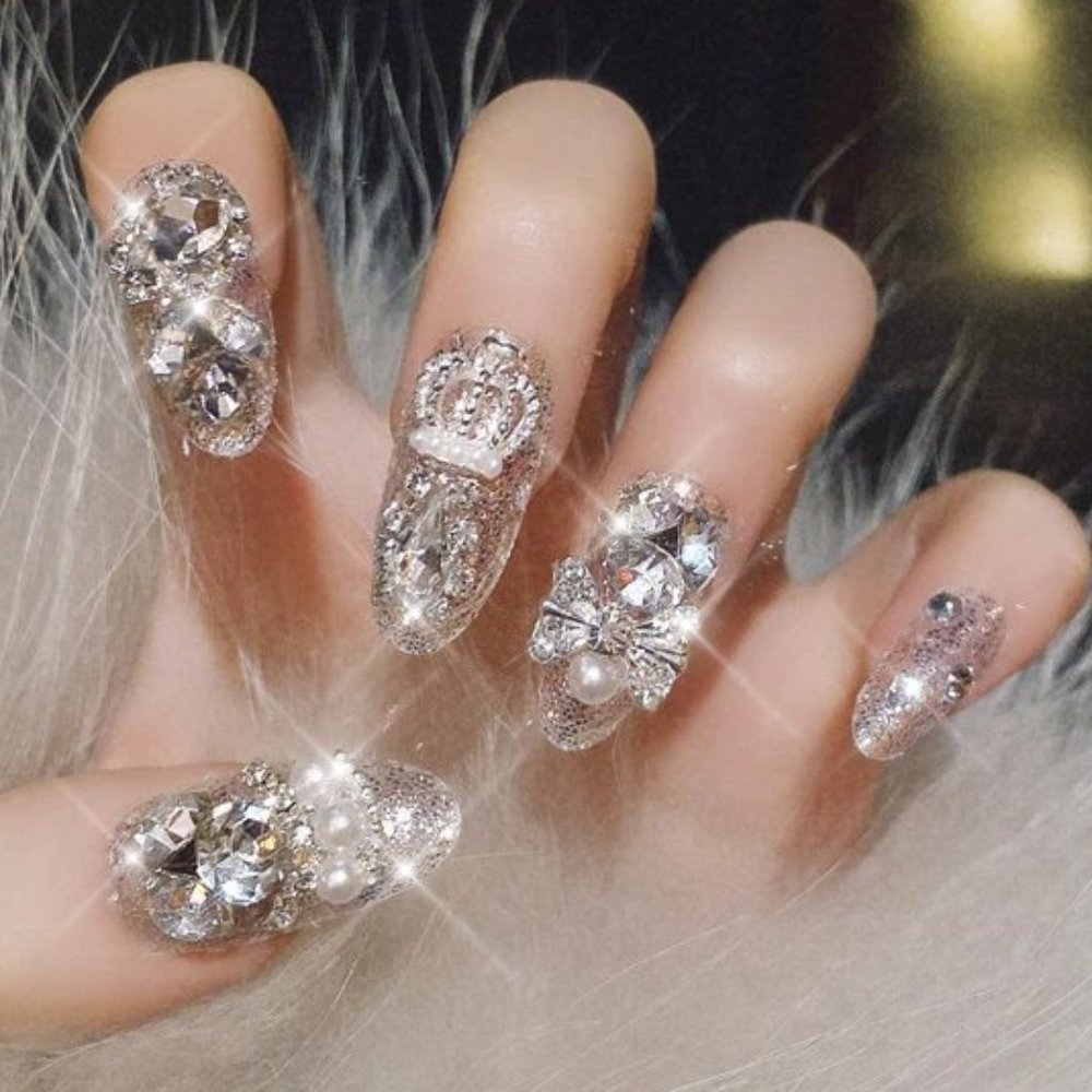 NEW Sparkling Bling Crystal Diamonds & Crowns Glitter Press On False Nai…